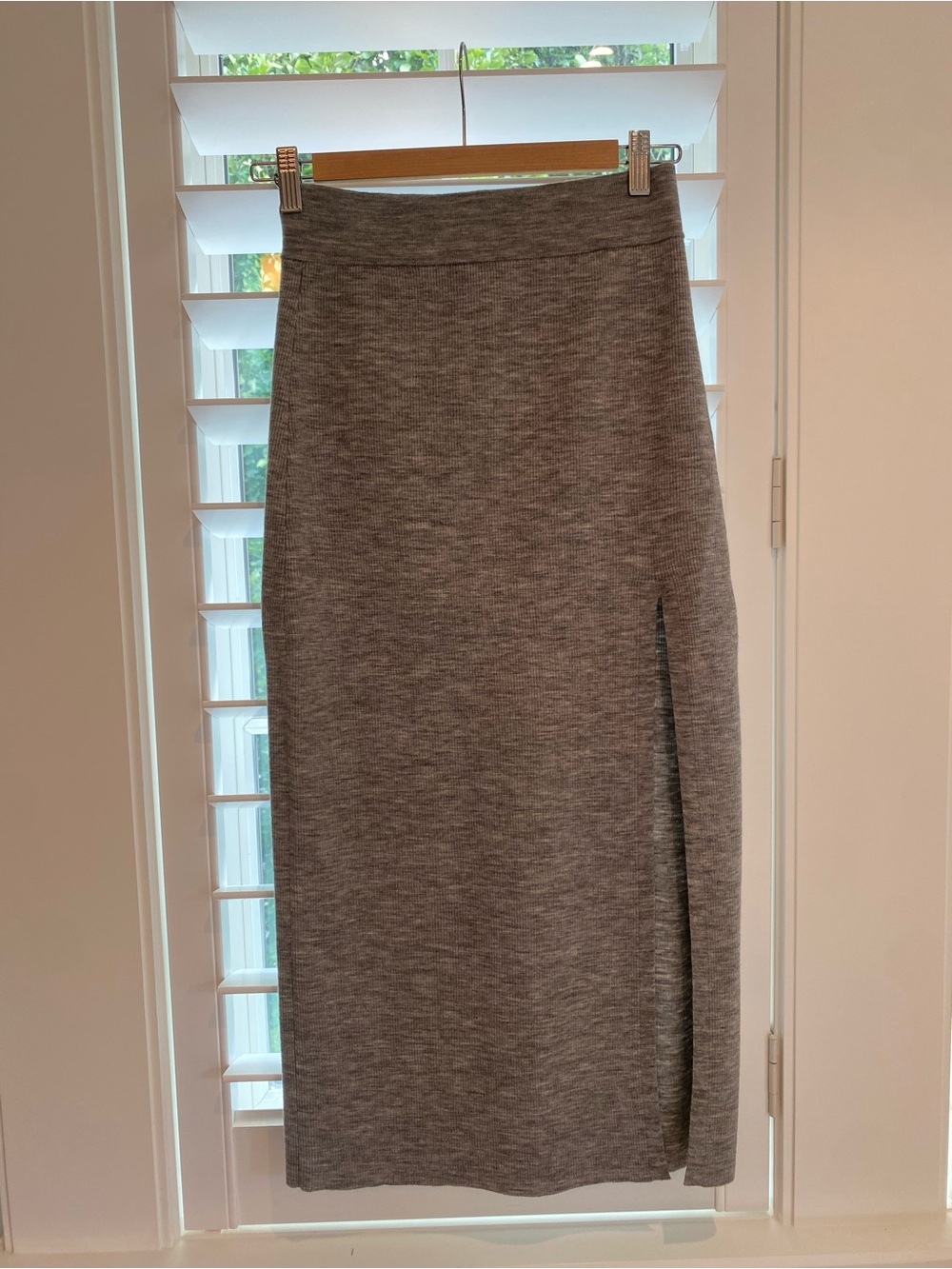 Babaton Gray Knit Midi Skirt with Side Slit Size Medium wool blend